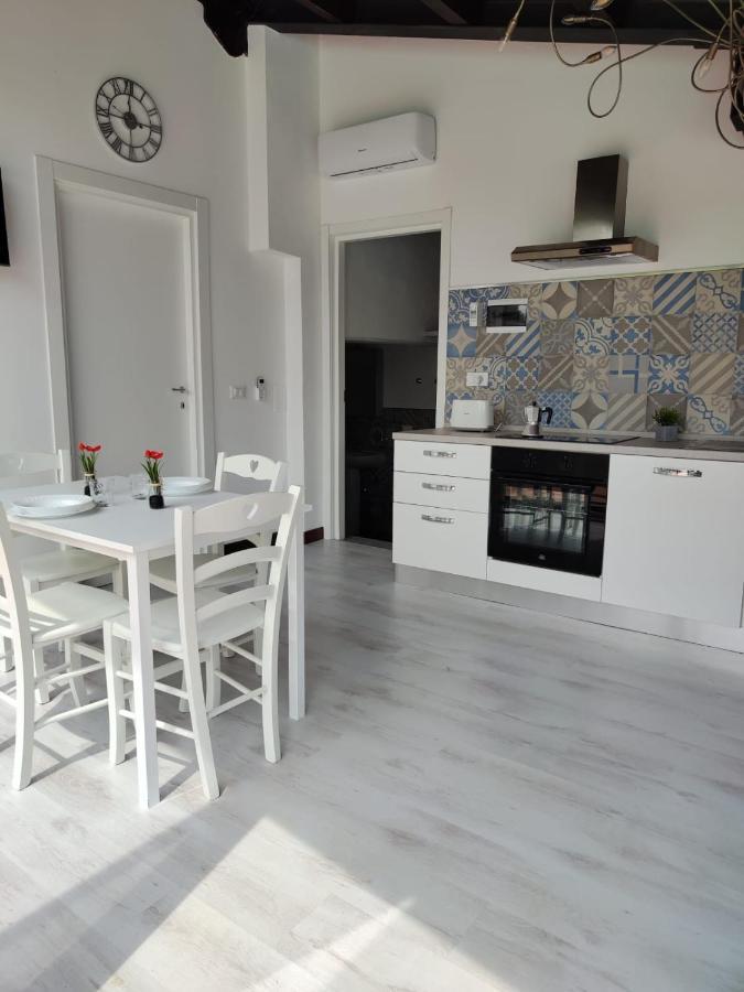 Sweet Apartments Пескиера дел Гарда Екстериор снимка