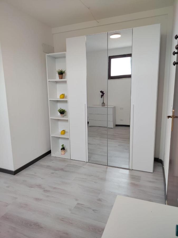 Sweet Apartments Пескиера дел Гарда Екстериор снимка